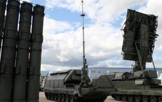 До кордонів України росія тягне ешелон з ракетами