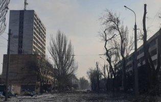 У Маріуполі окупанти ділять вціліле майно: що відомо