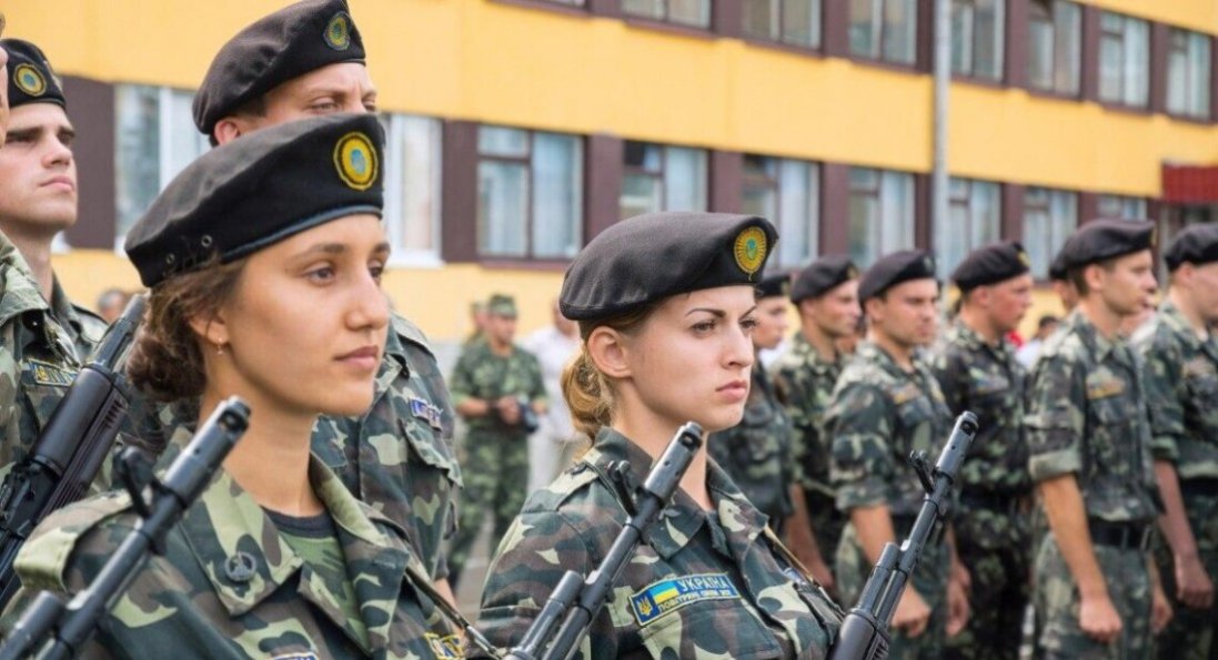 Добровільний військовий облік для жінок підтримав Комітет Ради