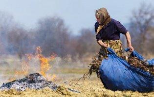 На Тернопільщині жінка згоріла під час спалювання трави
