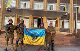 На звільнених територіях України будують оборонні споруди