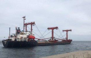 З портів Одещини вийшли ще вісім суден