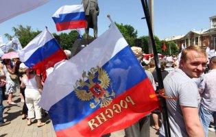 До Мелітополя з Криму привезли масовку на псевдореферендум