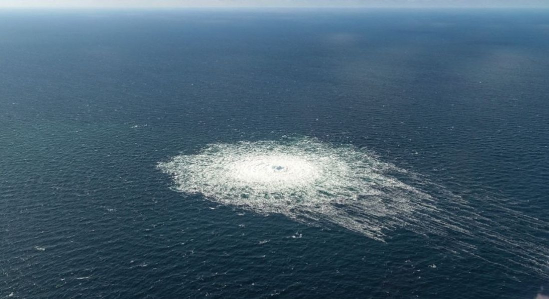 російські кораблі і субмарини помітили біля місць пошкодження «Північних потоків»