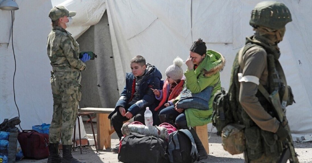 З естонського кордону росіяни у невідомому напрямку вивезли українських біженців