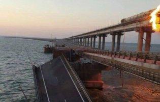На Кримському мосту — пожежа: запускають поромну переправу