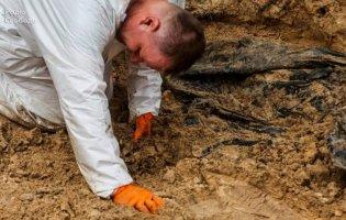 На щойно звільнених територіях ексгумували близько тисячі тіл загиблих, –  Мінреінтеграції