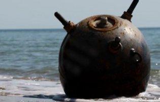 В Одесі на узбережжя знову винесло протикорабельну міну