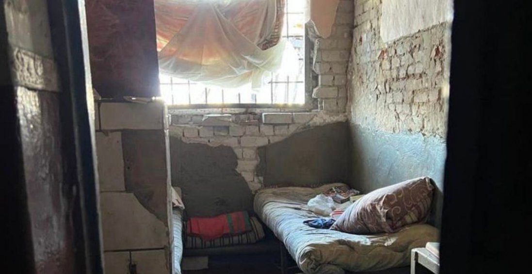 «Побої та електричний струм»:  мешканець  Ізюму після катувань втратив пам'ять