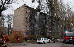 Ракетні удари по двох житлових будинках у Києві: подробиці