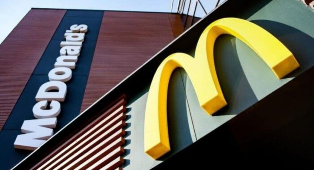 Біля луцького McDonald’s – черга: як він працюватиме