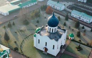 На Закарпатті СБУ перевірила монастир: у брошурах писали, що рф і Україну «нельзя разделить»