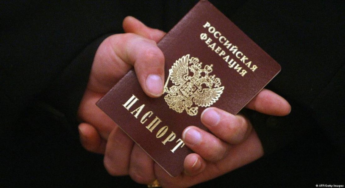 У Скадовському районі росіяни змушують пенсіонерів отримувати громадянство рф