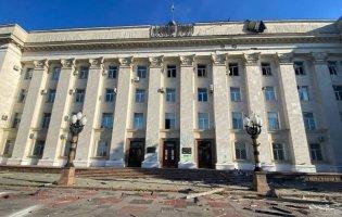 Херсонську ОВА обстріляли росіяни: пошкоджені два поверхи