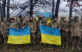 В Україну з полону повернулися 64 воїни ЗСУ
