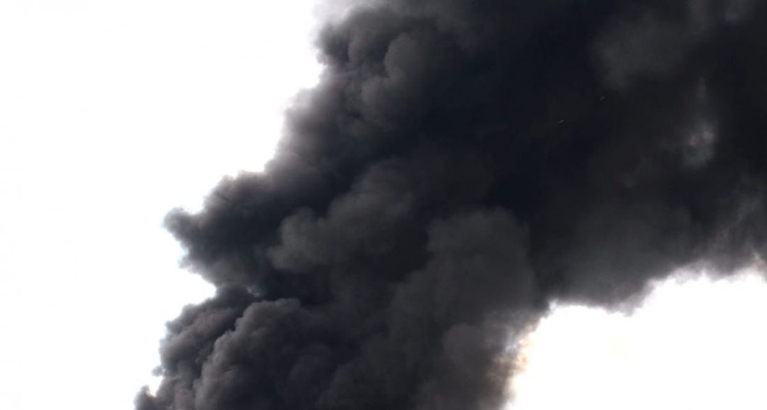 Який вигляд мають вибухи в Україні з вікна літака в Молдові