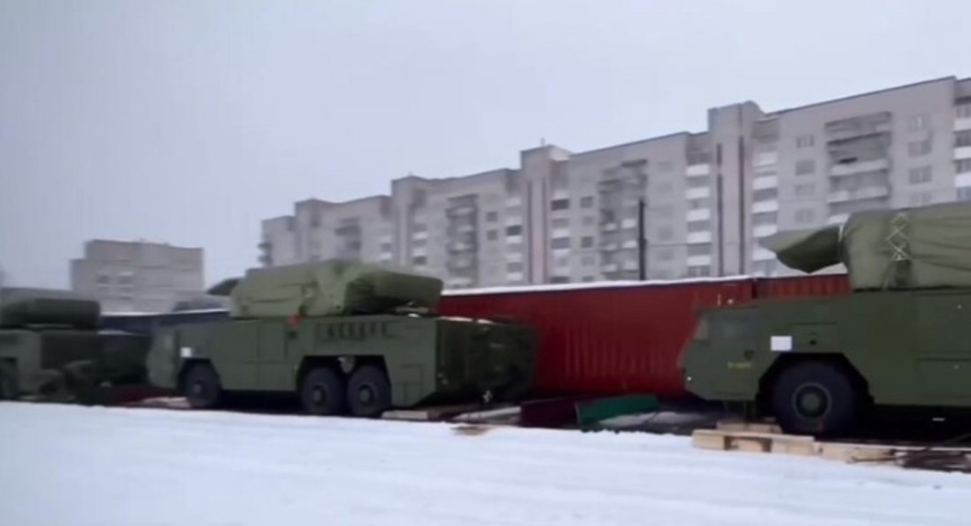 У білорусь прибули зенітно-ракетні комплекси «Тор»