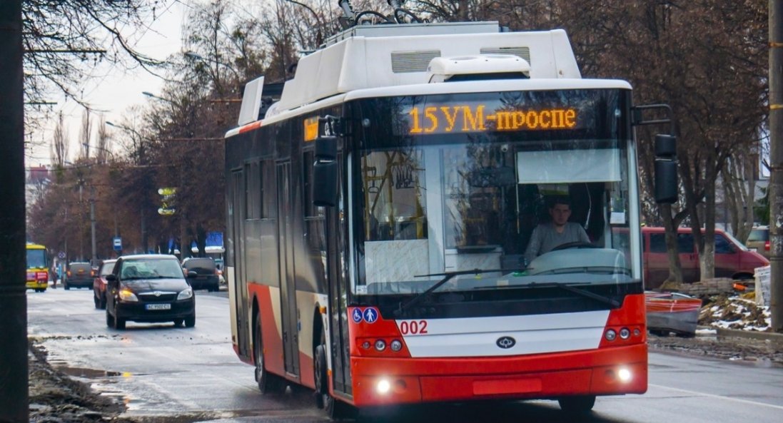 У Луцьку курсують не всі тролейбуси: що відомо