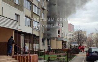У Києві чоловік зумисне підпалив квартиру
