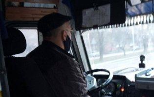 У Луцьку пасажир вкрав телефон у водія автобуса