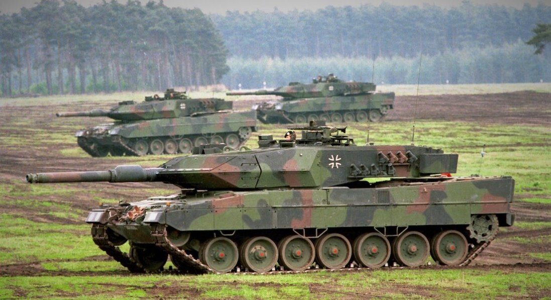 Українські захисники вже навчаються на танках Leopard 2