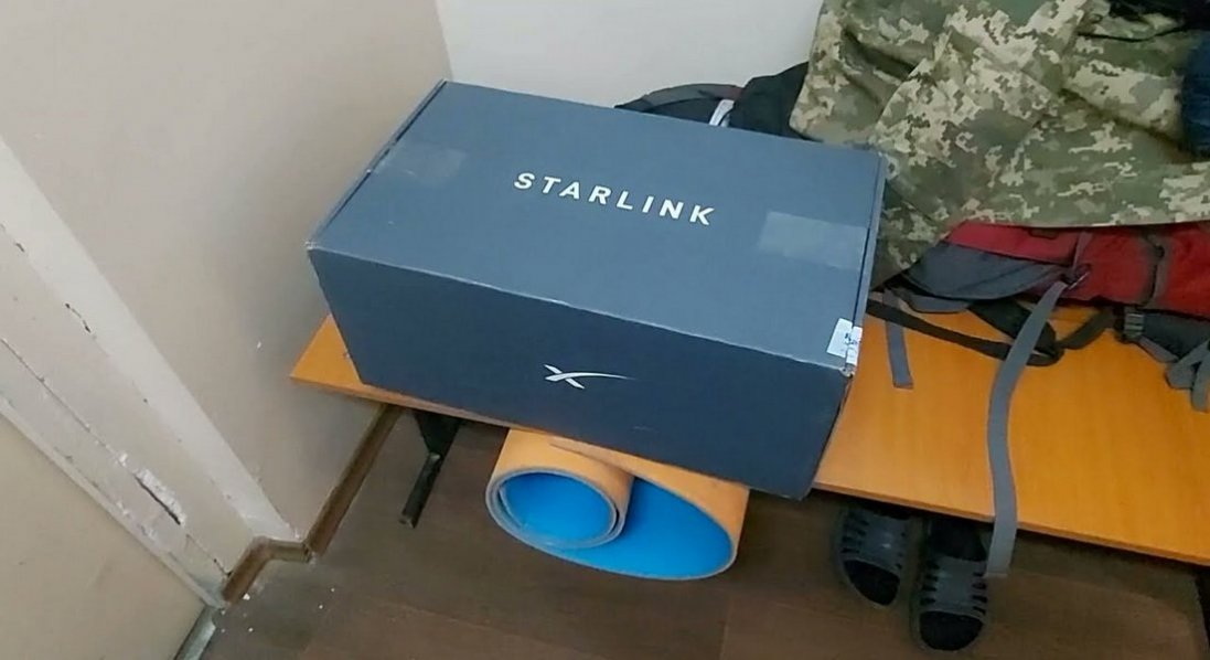 Україні обмежили використання інтернету Starlink для управління дронами