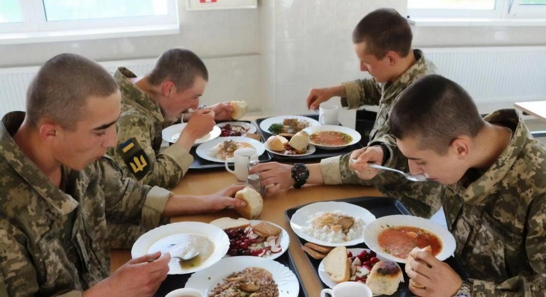 Харчування військових: опублікували ще сім таємних контрактів