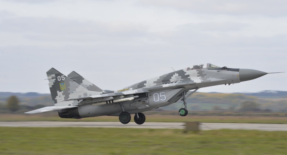 Польща передала Україні 8 винищувачів МіГ-29
