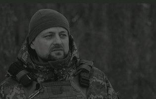 «Без батька лишилися троє дітей»: на війні загинув український художник, скульптор і музикант