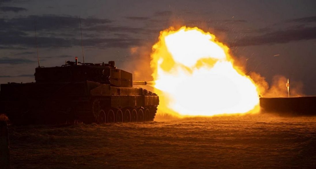 Як українські військові опановують танки Leopard 2 у Польщі