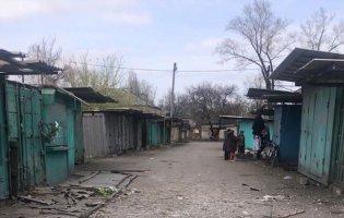 У місті на Донеччині росіяни вдарили по багатоповерхівках та ринку: є поранені