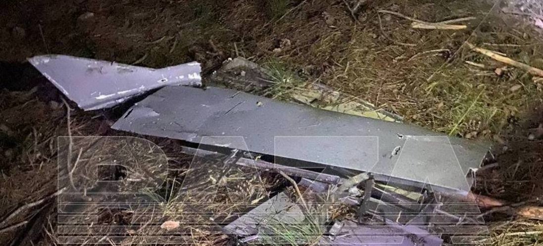 окупанти заявляють, що вночі атакували Крим 10 безпілотників