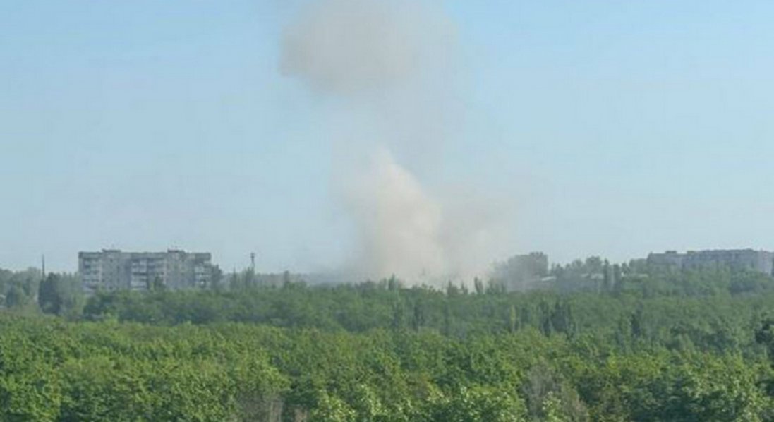 У Луганську окупанти заявили про нові вибухи: влучили у військове училище
