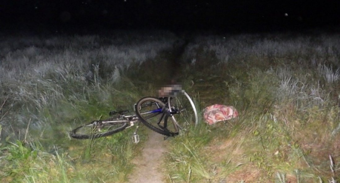 На Харківщині підліток віз велосипедом вибухівку - вона здетонувала