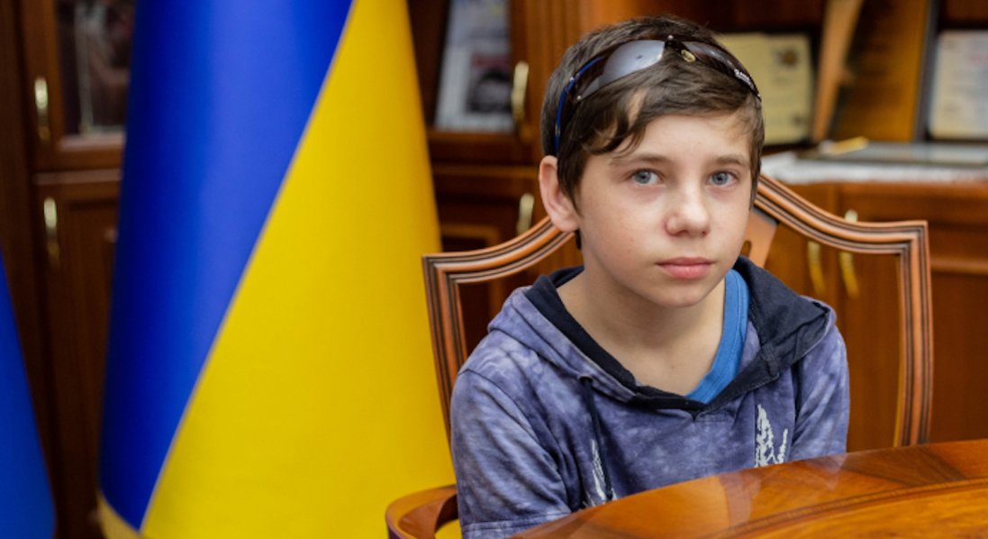 В Україну повернули ще одну викрадену росіянами дитину