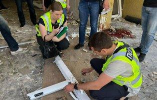 СБУ, поліція та прокуратура розслідують загибель людей біля укриття в Києві