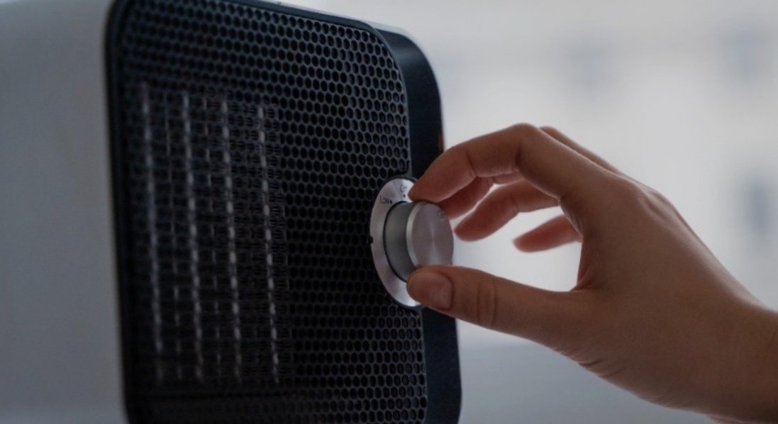 У трьох областях росії зламали радіостанці та оголосили «воєнний стан і мобілізацію»