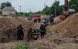 Робітників у Луцьку засипало землею: розслідують, чи були порушення на будівництві