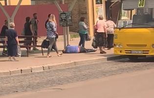 У Луцьку водій маршрутки викинув п'яного пасажира: деталі