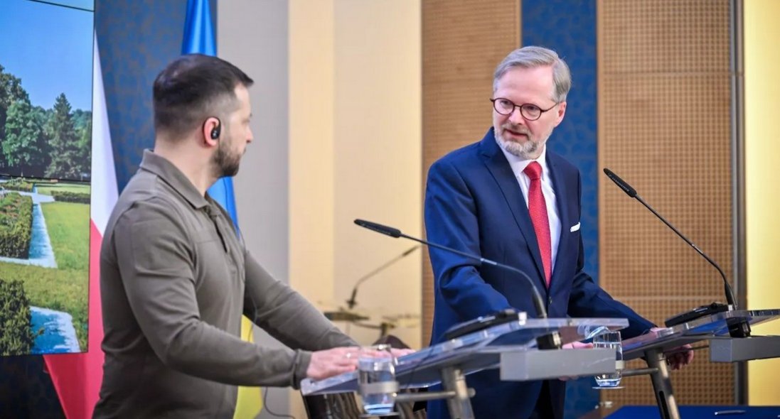 Україна отримає ударні гелікоптери від Чехії