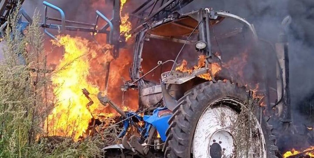На Рівненщині трактор підірвався на міні
