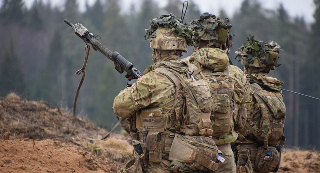 Міноборони закупило зимовий одяг для військових, який під час доставки втричі здорожчав