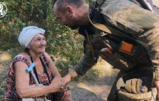 Українські військові з боєм увійшли у село Роботине