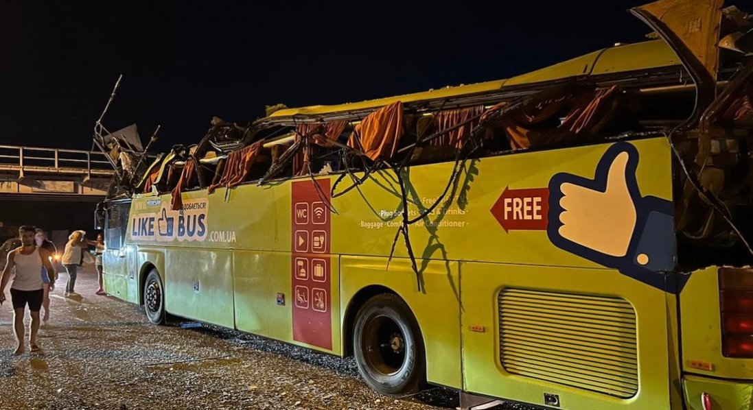 У Румунії автобус з українцями потрапив у ДТП: що відомо
