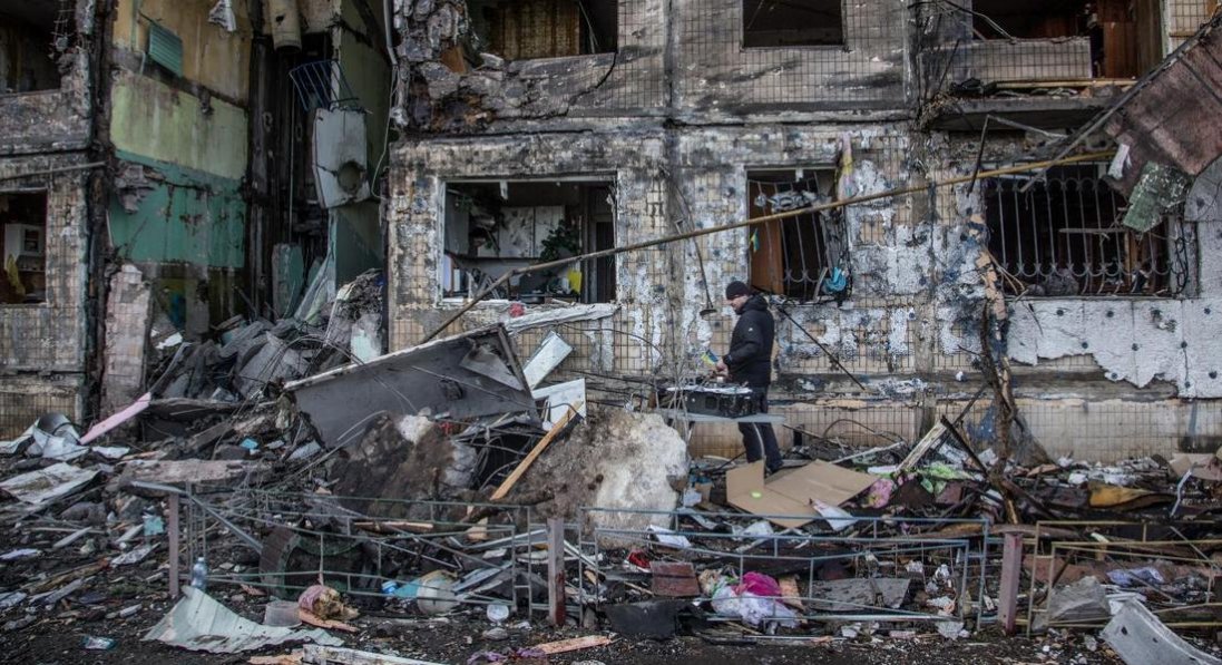 На Донеччині росіяни понад 1300 разів вдарили по лінії зіткнення: дані ОВА