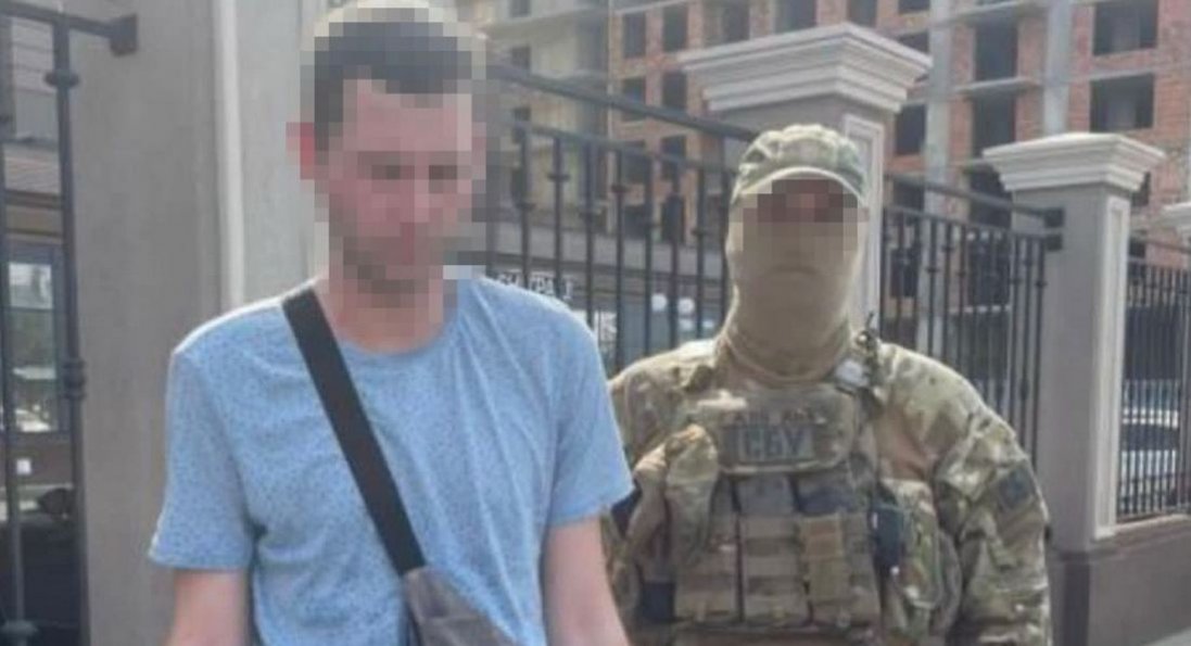 Намагався «зламати» телефон військової ЗСУ: в Одесі затримали російського інформатора