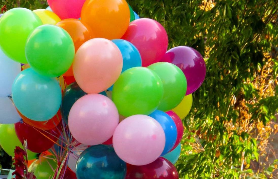Прикраси будь-якого свята за допомогою повітряних кульок