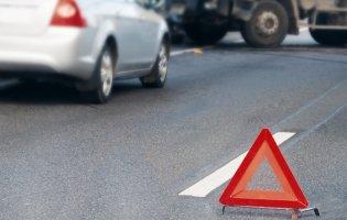 Безопасность на дороге: предотвращение ДТП, соблюдение правил безопасности и оказание первой помощи