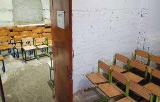 У Луцьку учні однієї зі шкіл знаходилися у підтопленому укритті