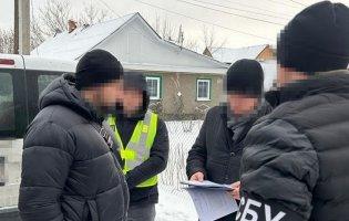 На Житомирщині депутат-рекетир разом з бандою викрадав людей та «вибивав» з них гроші